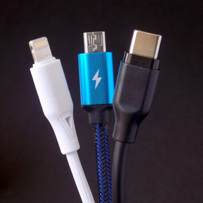 Cables Lightning, microUSB, USB-C