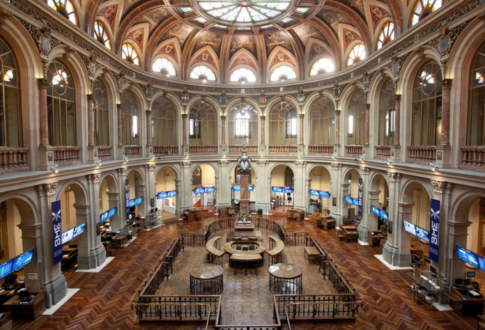Interior de la Bolsa de Madrid