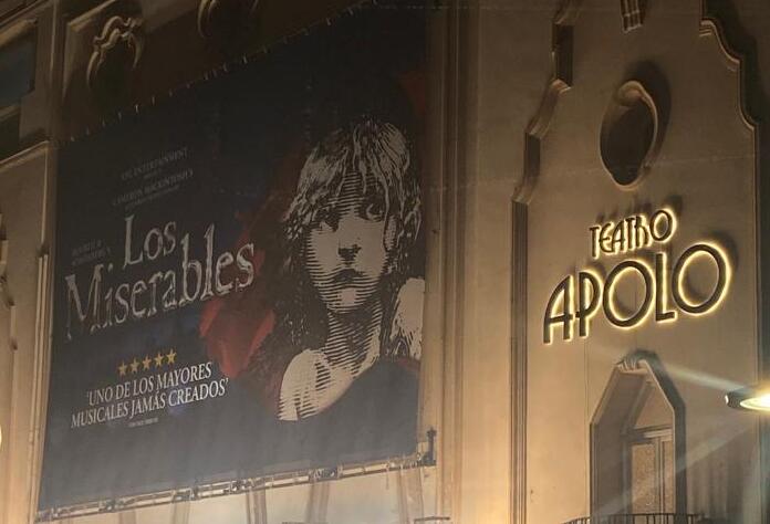 Fachada del Teatro Apolo, teatro madrileño donde se representa `Los Miserables´ (Fuente: Clara Guerra)